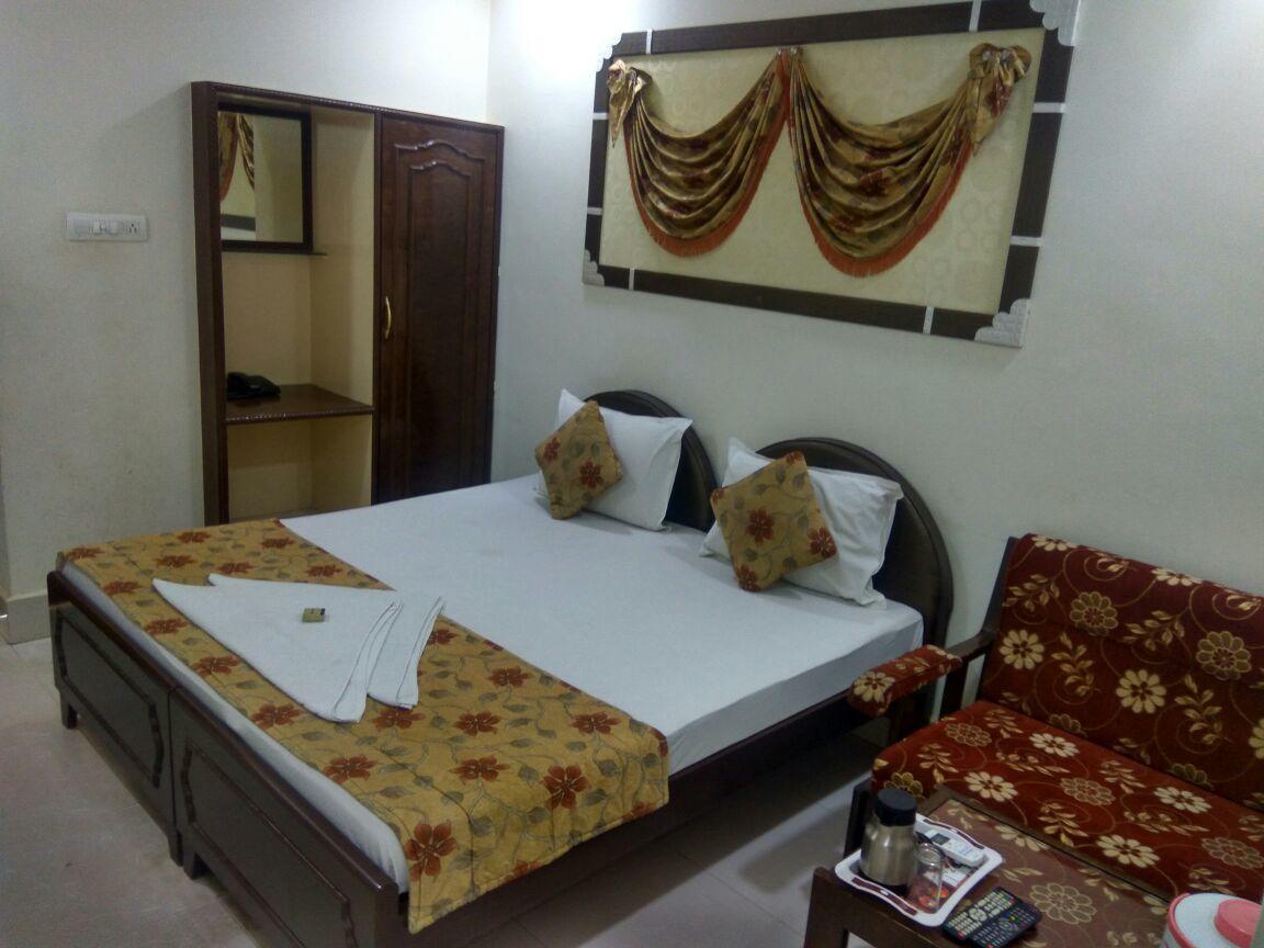 Hotel Neeraj Jaisalmer Esterno foto