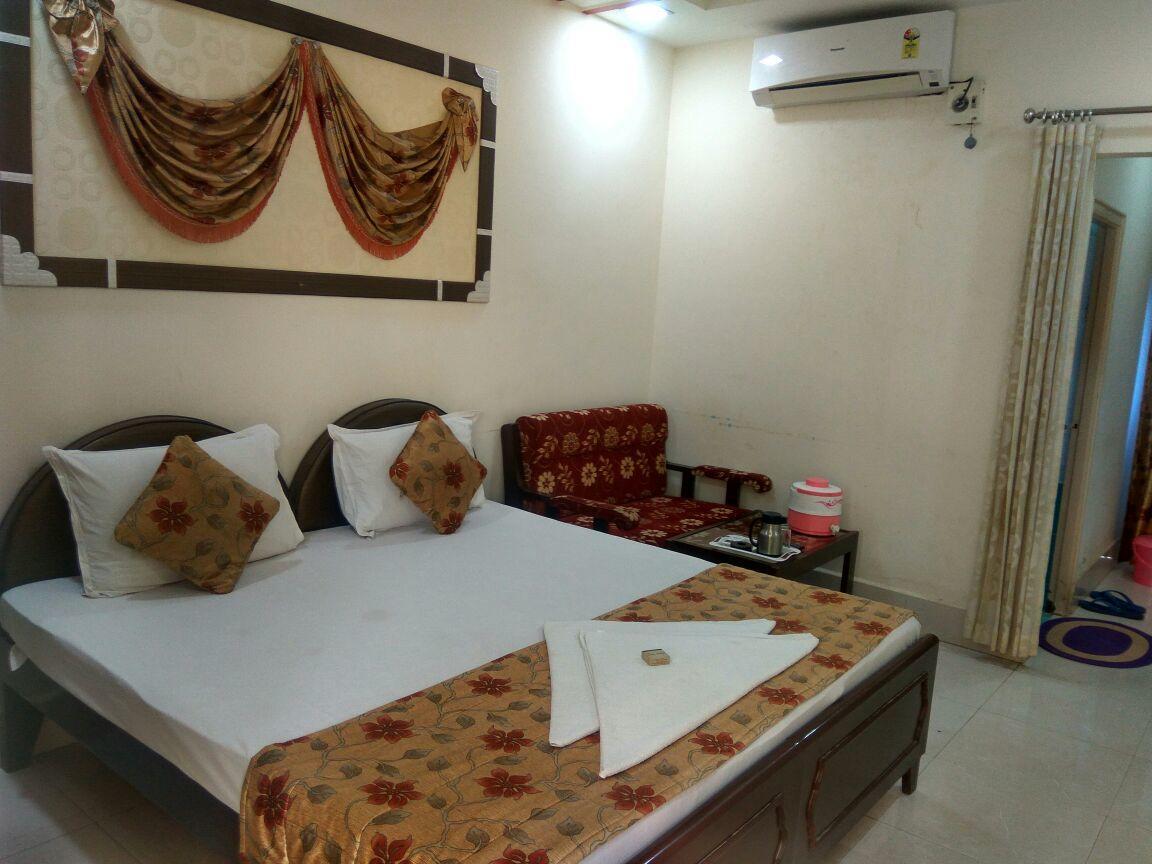 Hotel Neeraj Jaisalmer Esterno foto